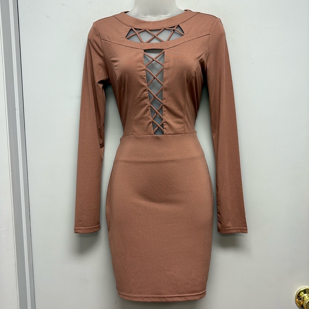 Privy Women’s Long Sleeve Plunging Neckline Mini Dress Size Medium